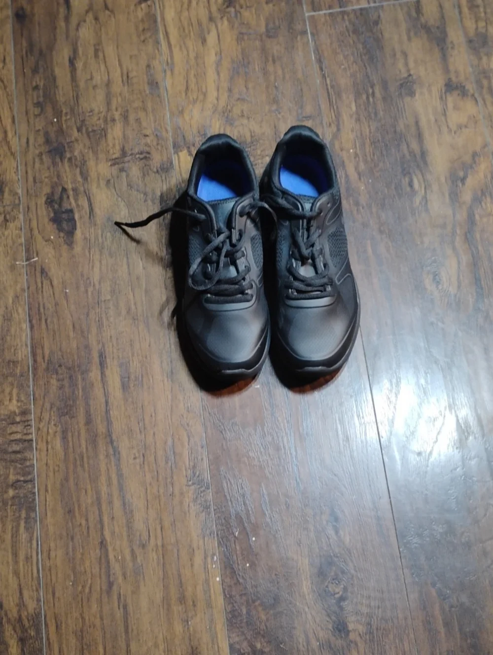 Men's Black Athletic Lace-Up Sneakers